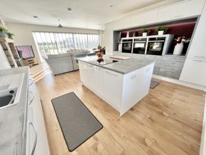 Living/Dining/Kitchen- click for photo gallery